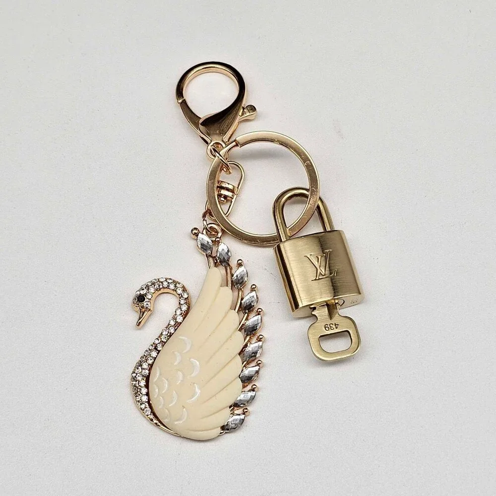 LV Gold Padlock Authentic 🔑 Luxury Bag Charm w/ Unbranded Swan Keychain